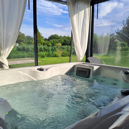 Kuca Za Odmor Domus Alba Villa Branjin Vrh Kültér fotó