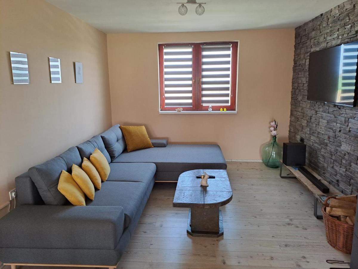 Kuca Za Odmor Domus Alba Villa Branjin Vrh Kültér fotó